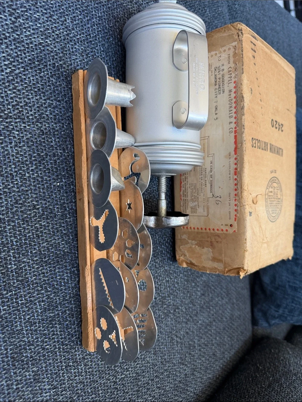 Vintage Mirro Aluminum Cookie Press 14 attachments original box